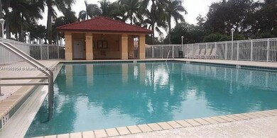 213 E Forest Oak Cir, Davie, FL 33325 - photo 7