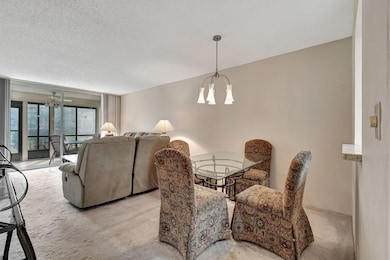 Huntington Lakes unit 1070, Delray Beach, FL 33446 - photo 6