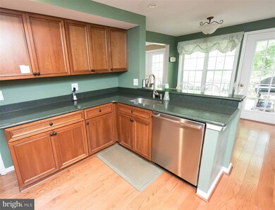 1508 Deer Point Way, Reston, VA 20194 - photo 7