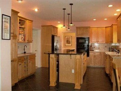 35 Plantation Rd, Mansfield, MA 02048 - photo 7