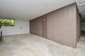 87 Litchfield Ln, Houston, TX 77024 - photo 3