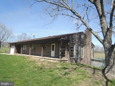 3040 Apple Harvest Dr, Hedgesville, WV 25427 - photo 5