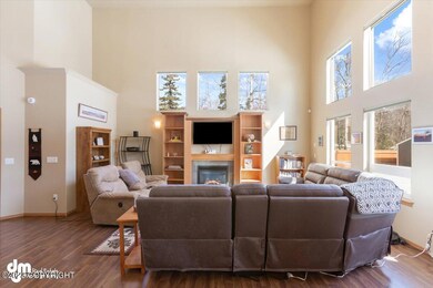 05-Living Room SM_DMD_7031