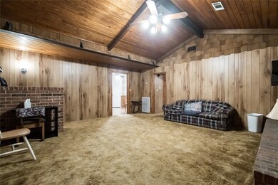 13022 Maplewood Ln, Old River-Winfree, TX 77535 - photo 5