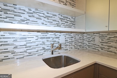 40 Glenald Way NW, Atlanta, GA 30327 - photo 6