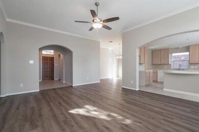 8927 Starlamp Ln, Houston, TX 77095 - photo 7