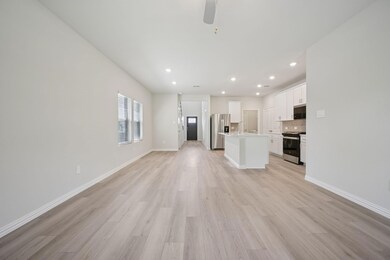 608 Clover Creek Dr, McKinney, TX 75071 - photo 6