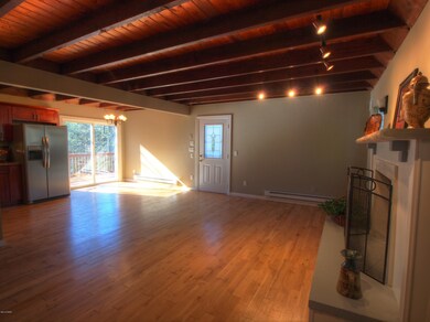 305 Washington Dr, Hawley, PA 18428 - photo 6