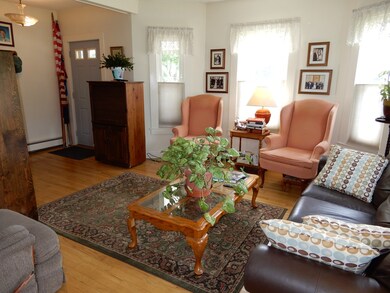 13 W Leonard St, Foxboro, MA 02035 - photo 5