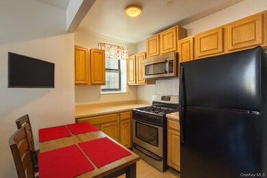 518 W 135th St unit 5 C, New York, NY 10031 - photo 2