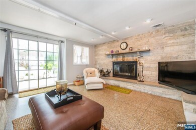 27 Colville Rd, Wayne, NJ 07470 - photo 5