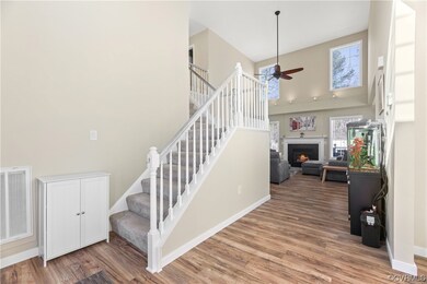 Beautiful & sturdy laminate flooring ushers you in