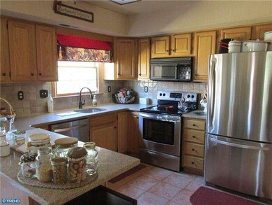 781 Harding Ave, Langhorne, PA 19047 - photo 4