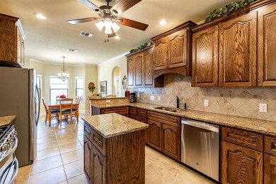 202 Riley Ln, Fredericksburg, TX 78624 - photo 7