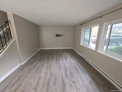 4 Hudson Heights Dr, Poughkeepsie, NY 12601 - photo 2