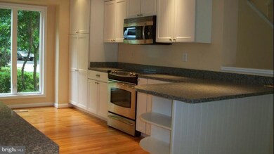 1043 Stonington Dr, Arnold, MD 21012 - photo 3