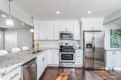 3720 Wren Ln, Rolling Meadows, IL 60008 - photo 3