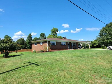 329 Nixon Rd, Statesville, NC 28625 - photo 4