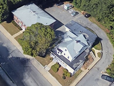 137 Berkeley St, Lawrence, MA 01841 - photo 3