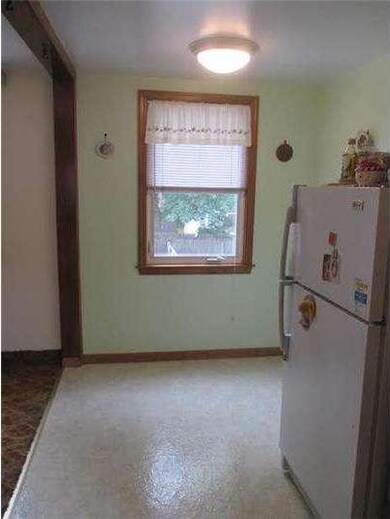 1124 Oakwood Dr, Glenolden, PA 19036 - photo 5