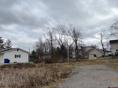 454 Johnson Rd, Chillicothe, OH 45601 - photo 3