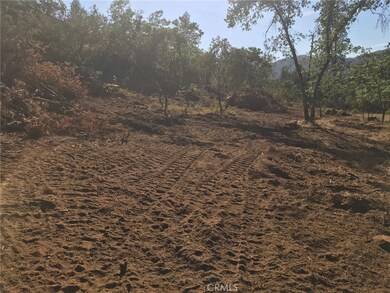 Lot has been partially cleared so you can have an idea where you can build.
Great place to put your cabin, MFG home or large stick built home right here.