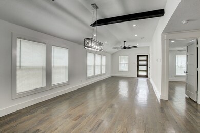 714 Barkley St, Houston, TX 77022 - photo 4