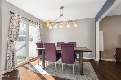 10-web-or-mls-10WynantskillRd_10