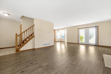3-web-or-mls-6645-warriner-way