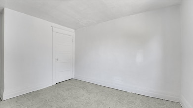 61 Crombie St, Rochester, NY 14605 - photo 6