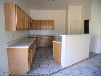 021-971640 - kitchen