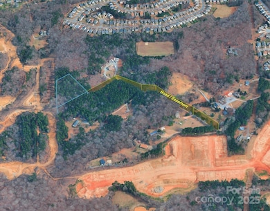 10458 Moores Chapel Rd, Charlotte, NC 28214 - photo 4