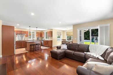 32 Thurlow St, Georgetown, MA 01833 - photo 3