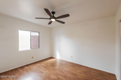 1810 E Blacklidge Dr unit 417, Tucson, AZ 85719 - photo 7