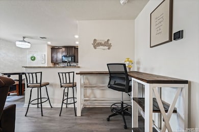 15202 Snug Harbor Way, von Ormy, TX 78073 - photo 7