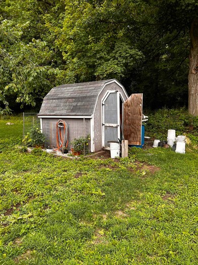 15 Bank St, North Bennington, VT 05257 - photo 5