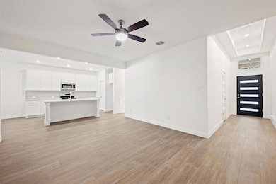 21208 Santa Rosa Ave, Lago Vista, TX 78645 - photo 5