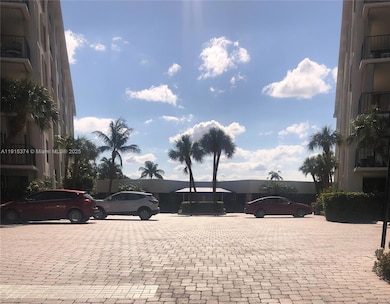 Palm Beach Harbour Club unit 105, Palm Beach, FL 33480 - photo 3