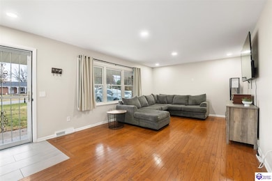 673 Seminole Rd, Radcliff, KY 40160 - photo 2