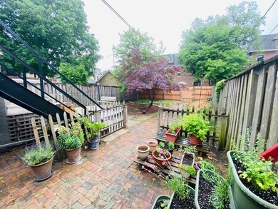 798 Neil Ave, Columbus, OH 43215 - photo 4