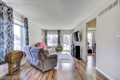 28 W Jarvis Ave, Hazel Park, MI 48030 - photo 3