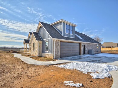 8138 Hunter Ct, Shawnee, OK 74804 - photo 3