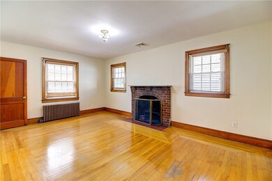 201 Clarence St, Providence, RI 02909 - photo 4
