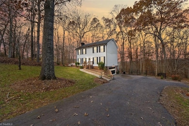 1746 Taylors Creek Dr, Asheboro, NC 27205 - photo 2