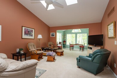 6106 Peregrine Trail-4