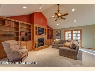 1401 Dorothea Dr, Zumbrota, MN 55992 - photo 4