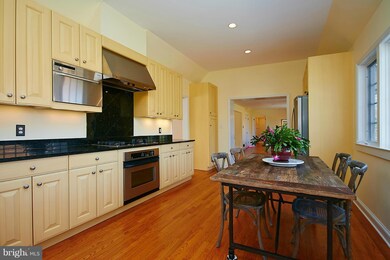 4645 N Dittmar Rd, Arlington, VA 22207 - photo 6