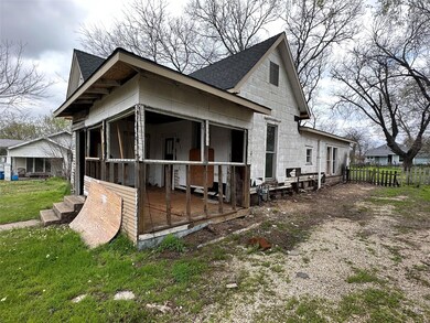 225 W Monterey St, Denison, TX 75020 - photo 2