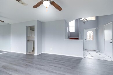 10919 Gulf Bridge Ct, Houston, TX 77075 - photo 6