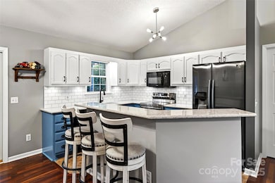 2691 Laurel Point Dr, Nebo, NC 28761 - photo 6